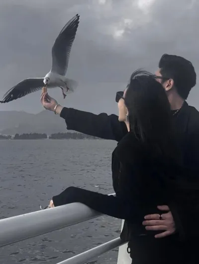 Bìa VỞ KỊCH KẾT THÚC