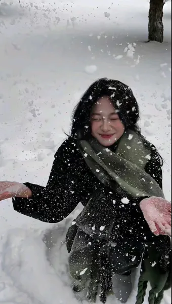 Bìa THẦM THƯƠNG EM FUll