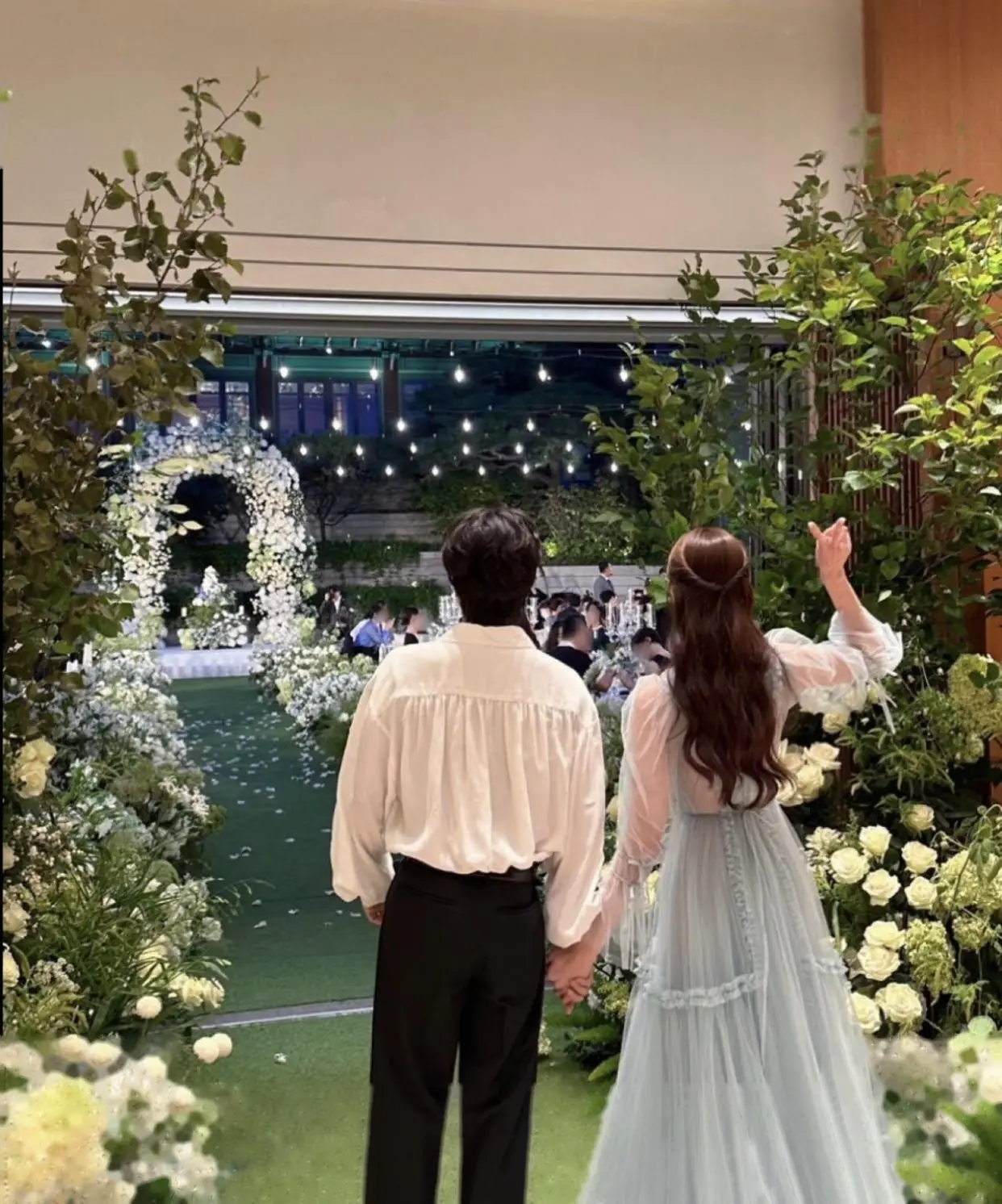 Bìa KÝ HIỆU CON BƯỚM