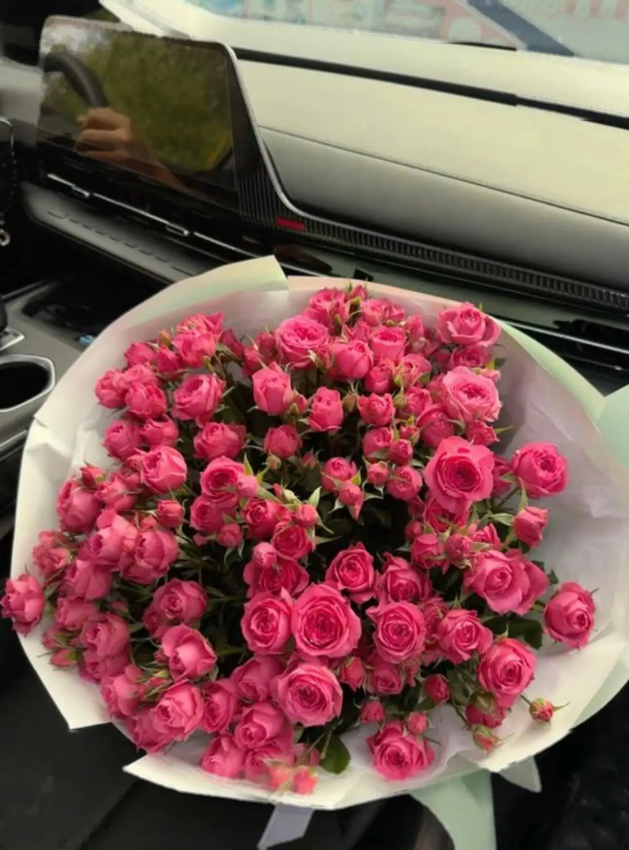 Bìa VĨNH VIỄN RỜI XA ANH