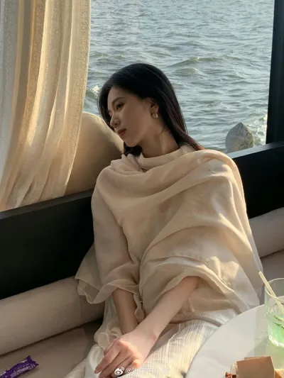 Bìa CON DÂU ĐỂ Ý ĐẾN KHOẢN TIỀN CỦA TÔI