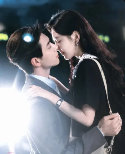 Bìa ÁNH MẮT CỦA KẺ SI TÌNH