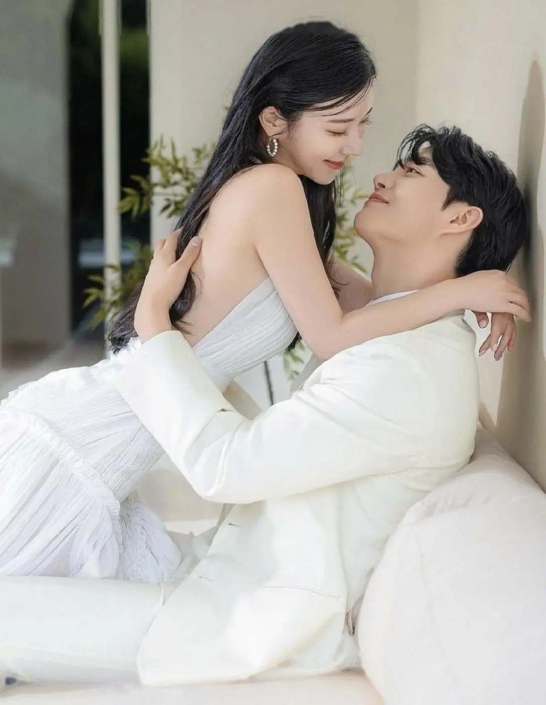 Bìa THÍ NGHIỆM TÌNH YÊU