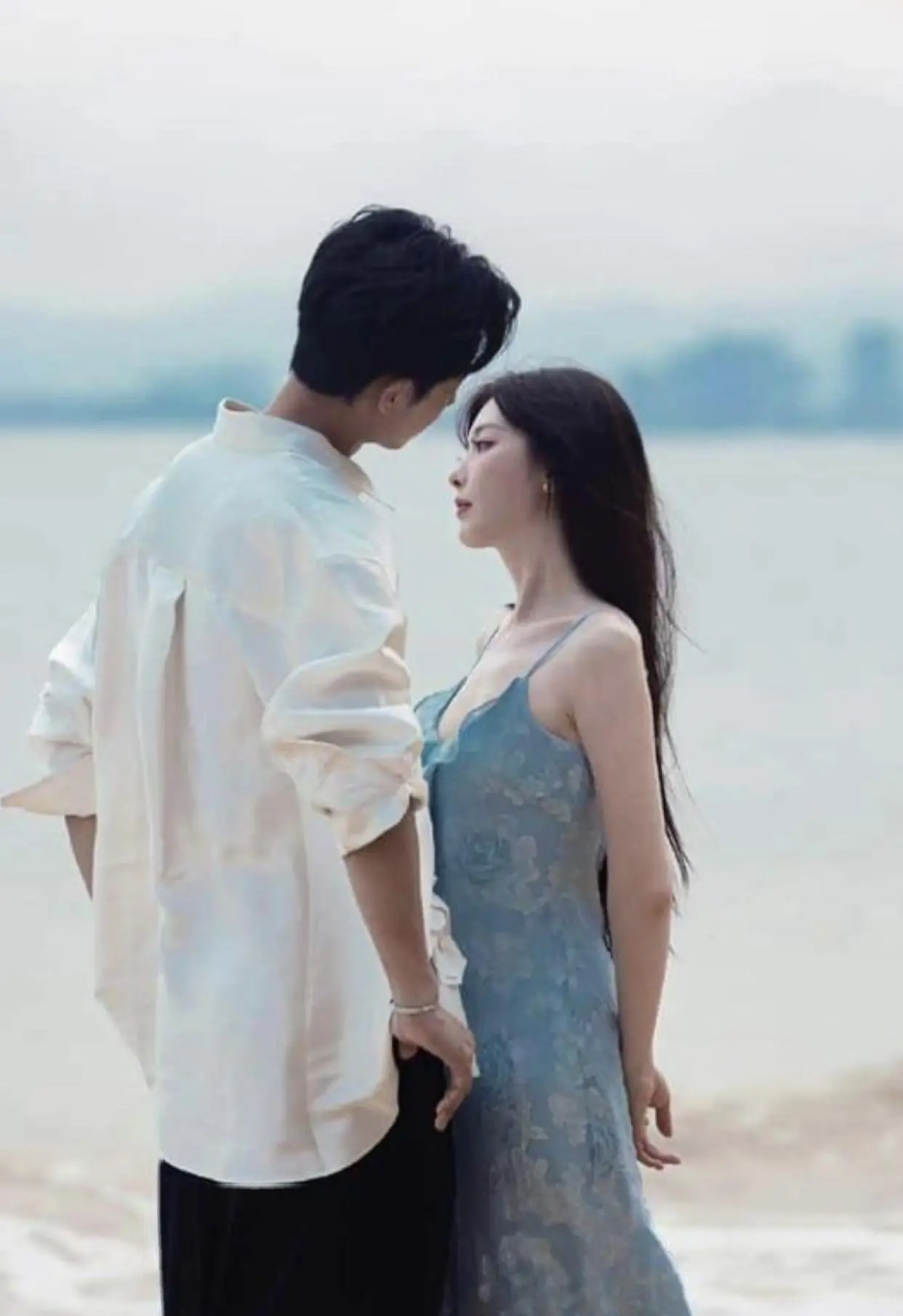 Bìa EM MÃI TRONG TIM ANH