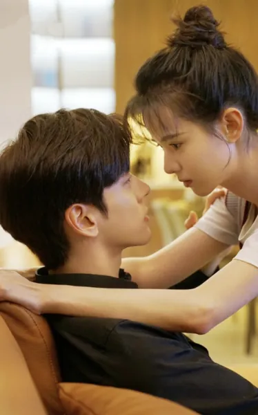 Bìa THIÊN KIM BỊ ÔM NHẦM TỪ NHỎ