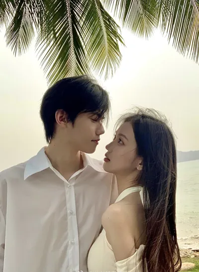 Bìa NĂM 28 TUỔI TÔI LY HÔN