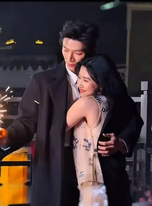 Bìa Show Ly Hôn Biến Thành Show Kết Hôn