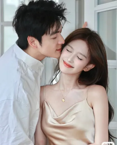 Bìa CHIẾC VÒNG BẠC ĐỔI VẬN