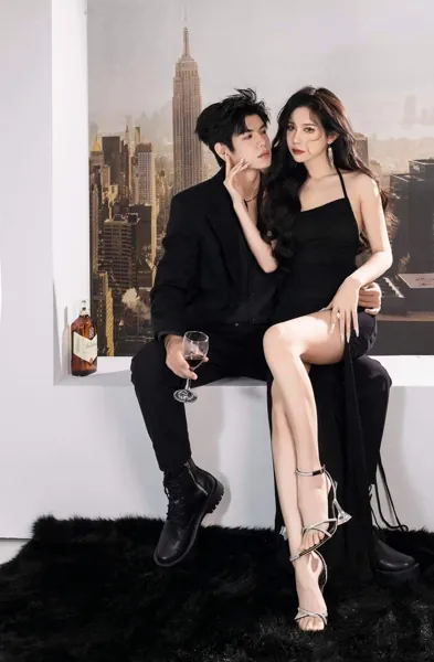 Bìa CUỘC TÌNH GIAN DỐI