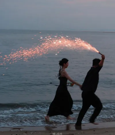 Bìa CUỘC ĐIỆN THOẠI KỲ LẠ