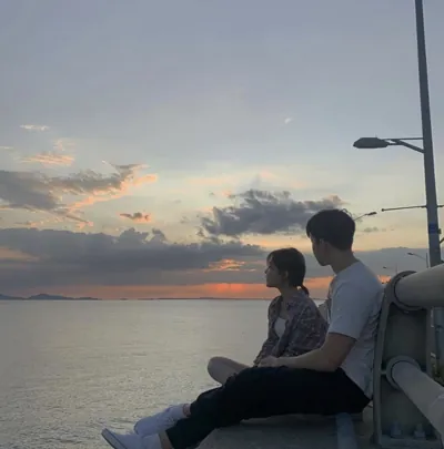 Bìa 5 NĂM XA CÁCH CHÚNG TÔI GẶP LẠI NHAU