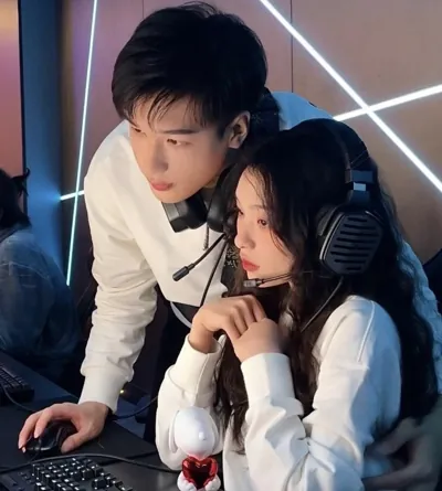 Bìa YÊU EM ANH NGUYỆN LÀM CHÓ