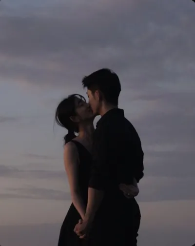 Bìa LÃNG PHÍ TÁM NĂM THANH XUÂN