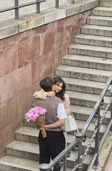 Bìa TÌNH YÊU BỊ NGĂN CÁCH BỞI NÚI NON