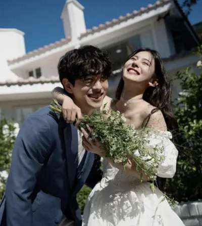 Bìa NGƯỜI EM YÊU, LUÔN BÊN CẠNH EM