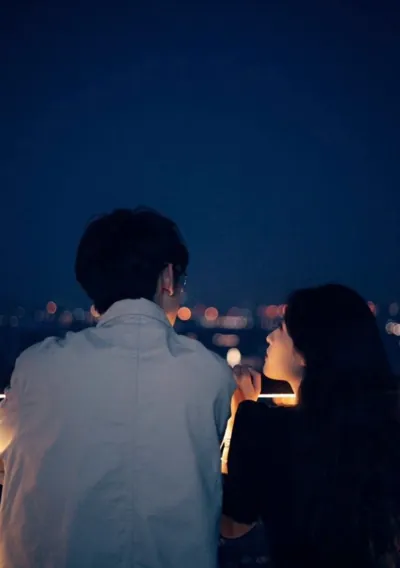 Bìa Giá Trị Ba Mươi Triệu