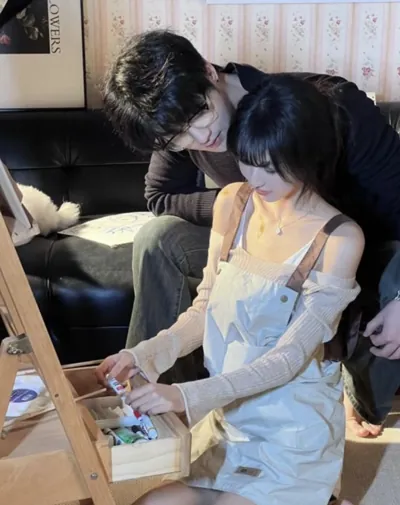 Bìa QUAY VỀ 10 NĂM TRƯỚC