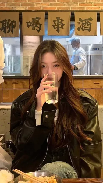 Bìa Khi tôi thành cái gai trong mắt bạn gái sếp