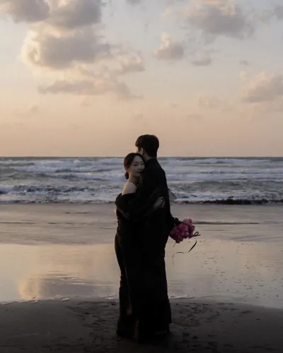 Bìa CHỦ ĐỘNG BUÔNG TAY ANH