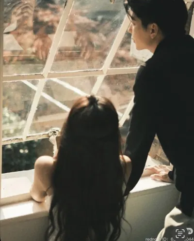 Bìa CHỒNG TẶNG SON CHO NHÂN VIÊN