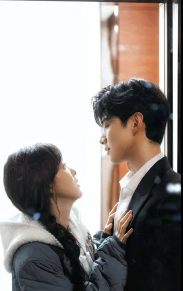 Bìa ĐI THANG MÁY GẶP TRAI ĐẸP