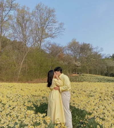 Bìa TẠM BIỆT QUÁ KHỨ