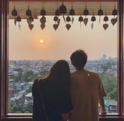 Bìa CHỒNG NHẮN TIN THAN KHỔ VỚI NỮ TRỢ LÝ