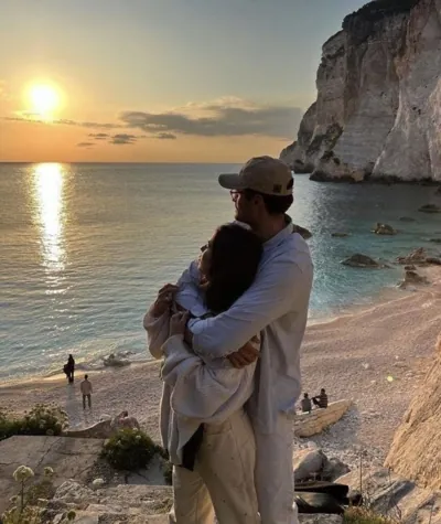 Bìa KỲ HY NGUYỆT