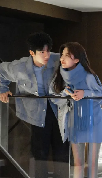 Bìa CÙNG EM BƯỚC VÀO TƯƠNG LAI MỚI