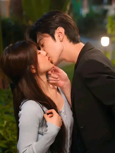 Bìa TÔI KHÔNG LÀ BÓNG TỐI NỮA