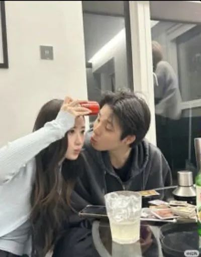 Bìa TRONG LÚC TẬP YOGA, SẾP GỌI ĐIỆN CHO TÔI