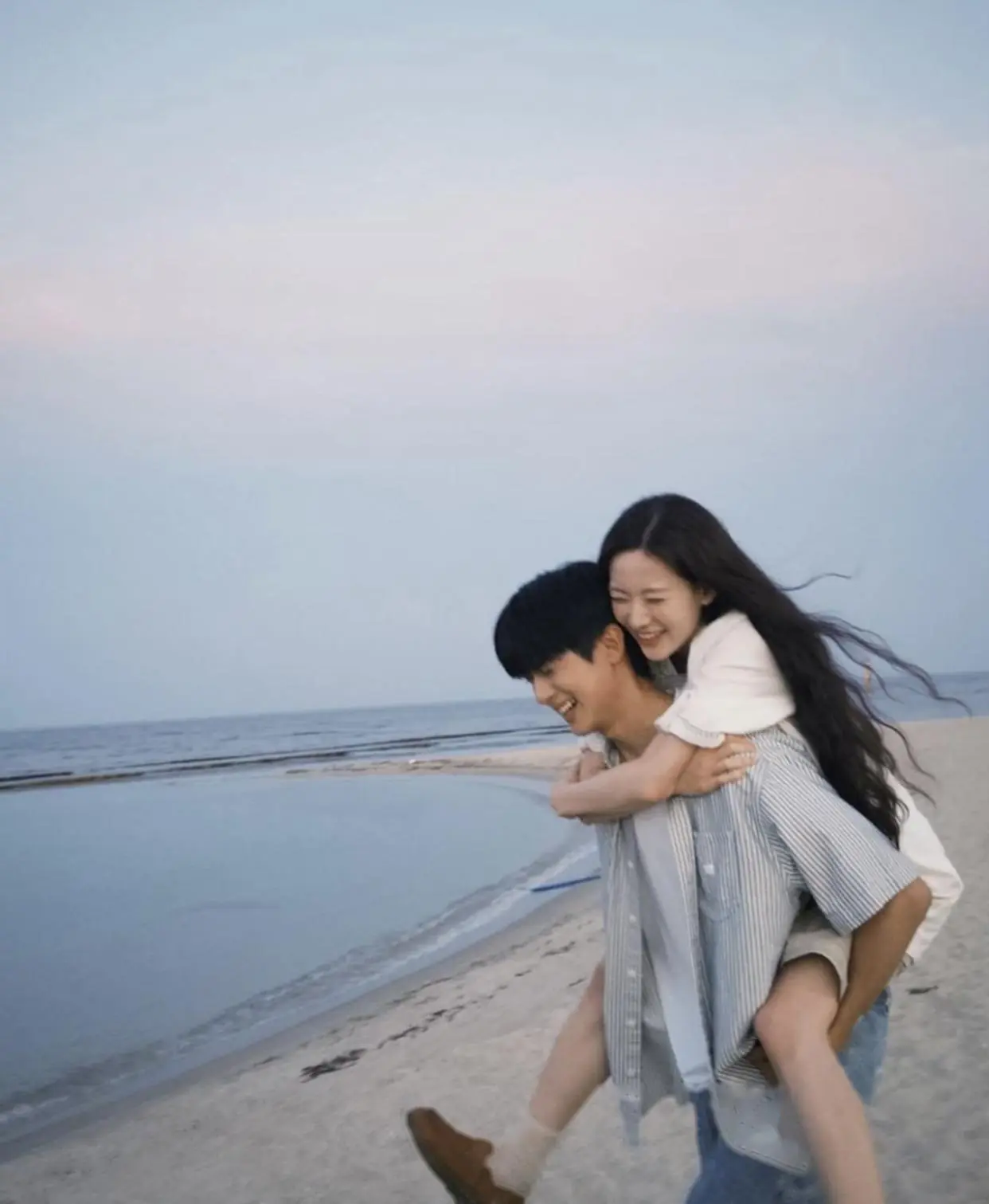Bìa XOÁ TẤT CẢ QUÁ KHỨ