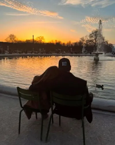 Bìa NGÀY KỶ NIỆM ĐỔI LẠI TỜ ĐƠN LY HÔN