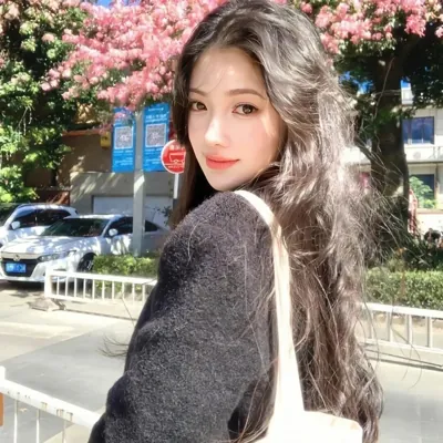 Bìa HIẾN THẬN CHO CHỒNG