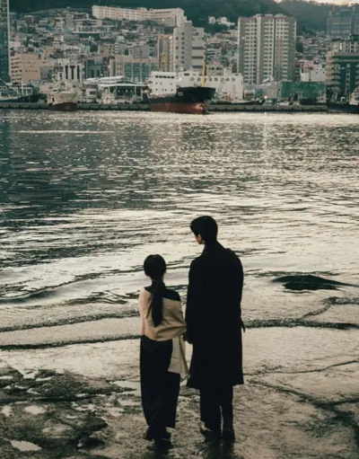 Bìa BA NĂM HÔN NHÂN COI NHƯ BỎ