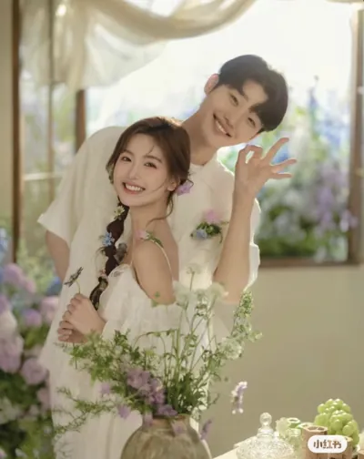 Bìa YÊU ĐƯƠNG VỚI RẮN ĐEN