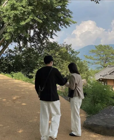 Bìa TỐNG NGUYỆT LINH