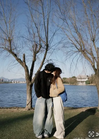 Bìa ĐÊM GIAO THỪA, BẠN TRAI CẦU HÔN NGƯỜI KHÁC