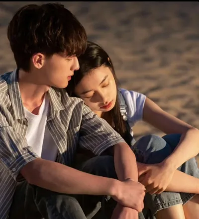 Bìa KỶ NIỆM NGÀY CƯỚI CHỒNG ĐI TRƯỢT TUYẾT CÙNG TÌNH NHÂN