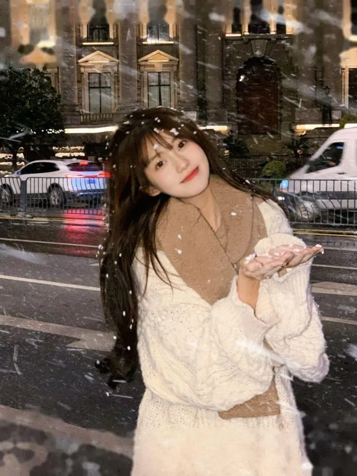 Bìa DÌ NHỎ NHƯ MẸ HIỀN