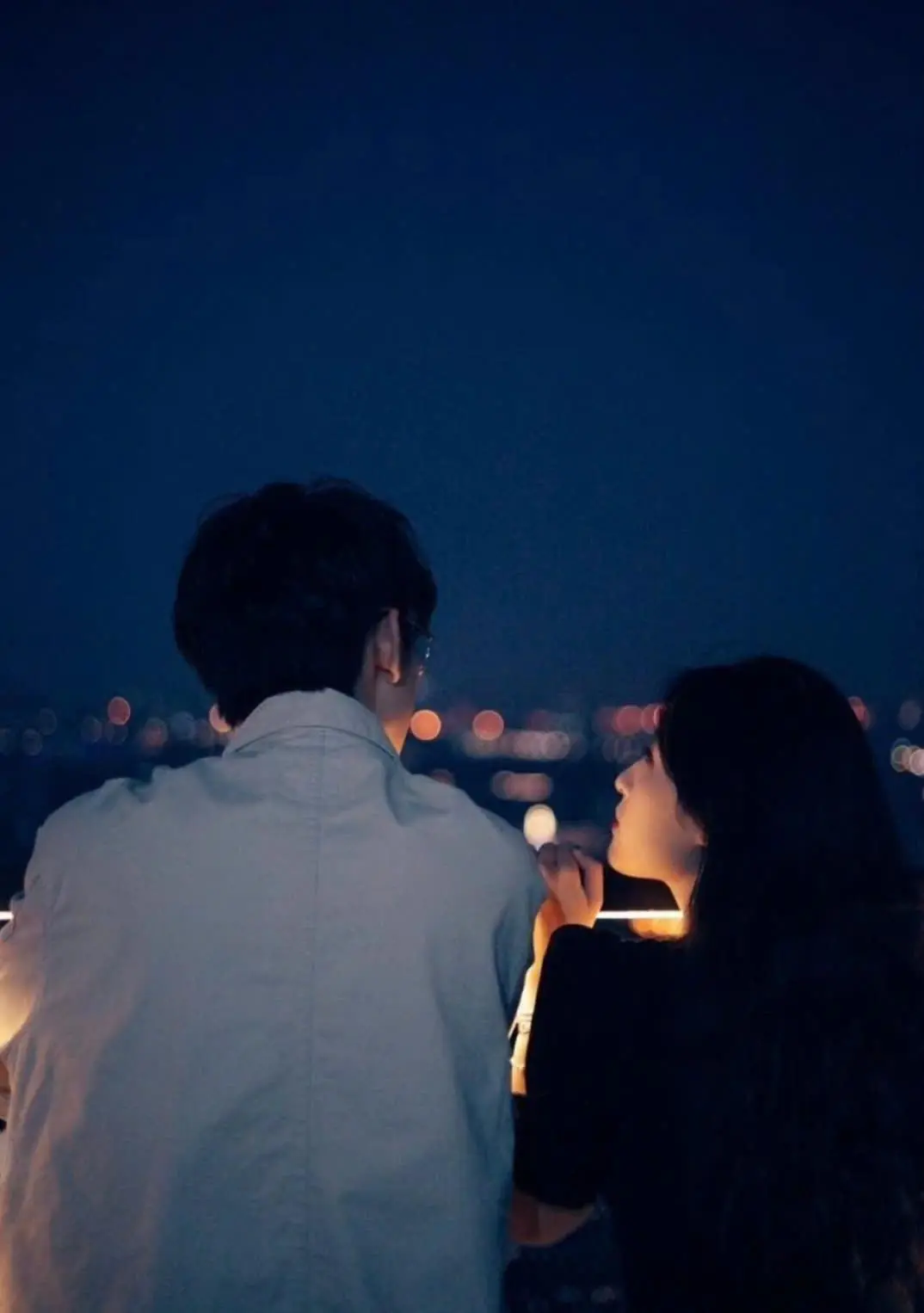 Bìa Giá Trị Ba Mươi Triệu