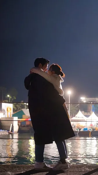 Bìa SỐNG LẠI MỘT LẦN TÔI CHỈ MUỐN Ở BÊN ANH ẤY