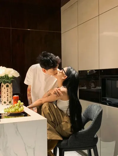 Bìa KẾT HÔN SAU MỘT CHÉN SAY