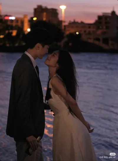 Bìa NỮ ĐỒNG NGHIỆP TRÀ XANH