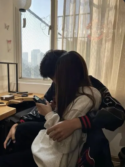 Bìa TÌNH YÊU VÀ DANH VỌNG