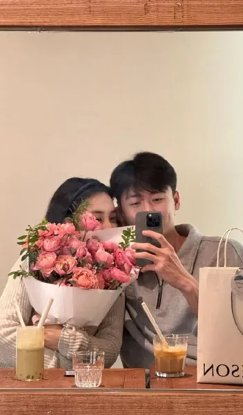 Bìa NGƯỜI TÌNH CỦA KIM CHỦ