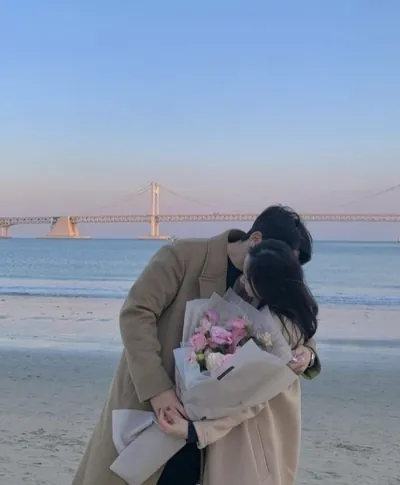 Bìa TÌNH YÊU NHƯ TRÁI KHỔ QUA