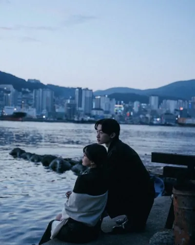 Bìa KIẾ NÀY TÔI RỜI XA ANH MÃI MÃI