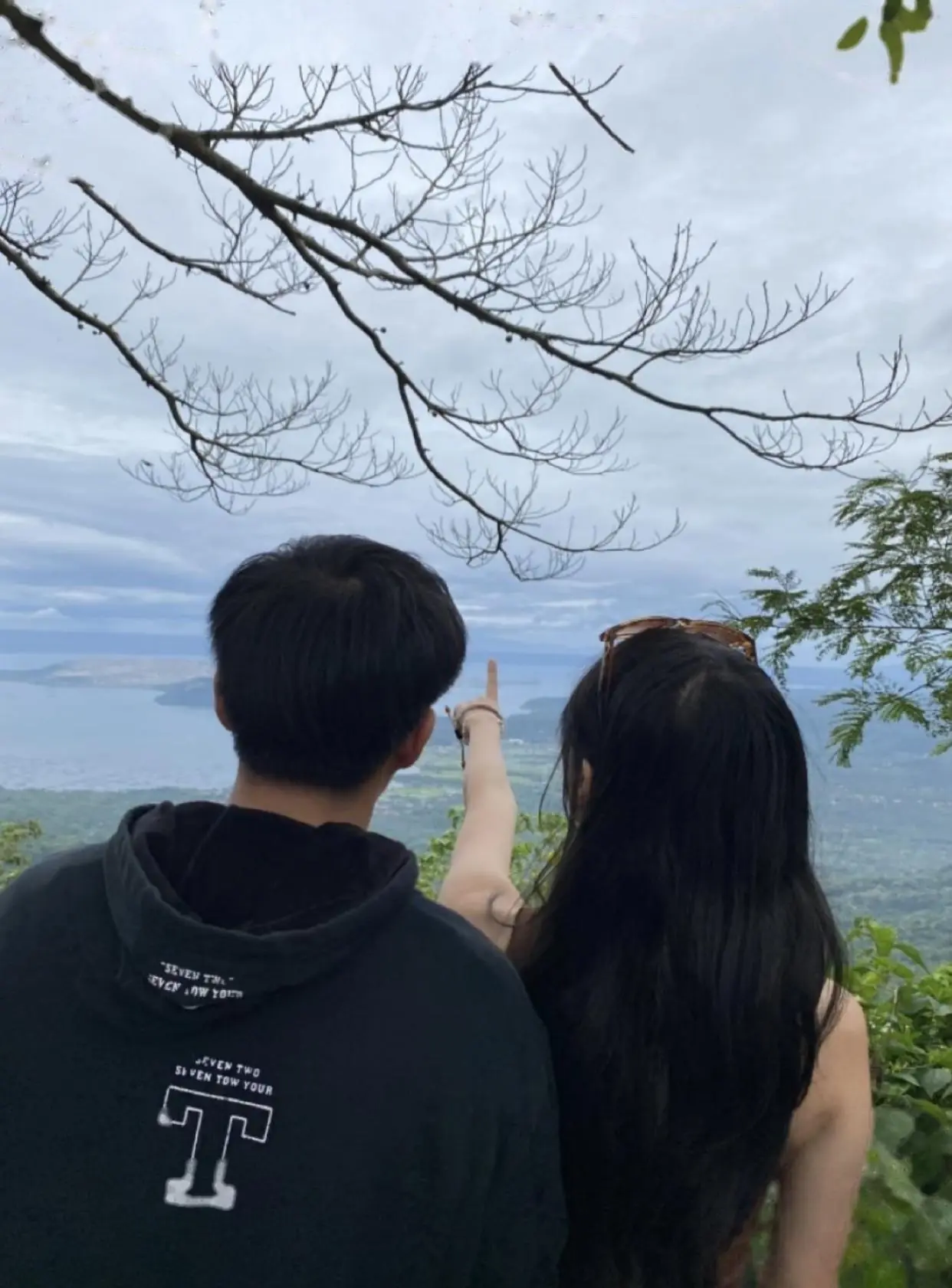 Bìa ĐỔI CHỒNG