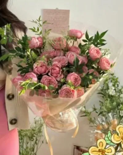 Bìa 10 NĂM BỊ ÉP LÀM CÔ DÂU TRẺ